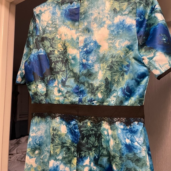 Cocktail dresses - Picture 11 of 14